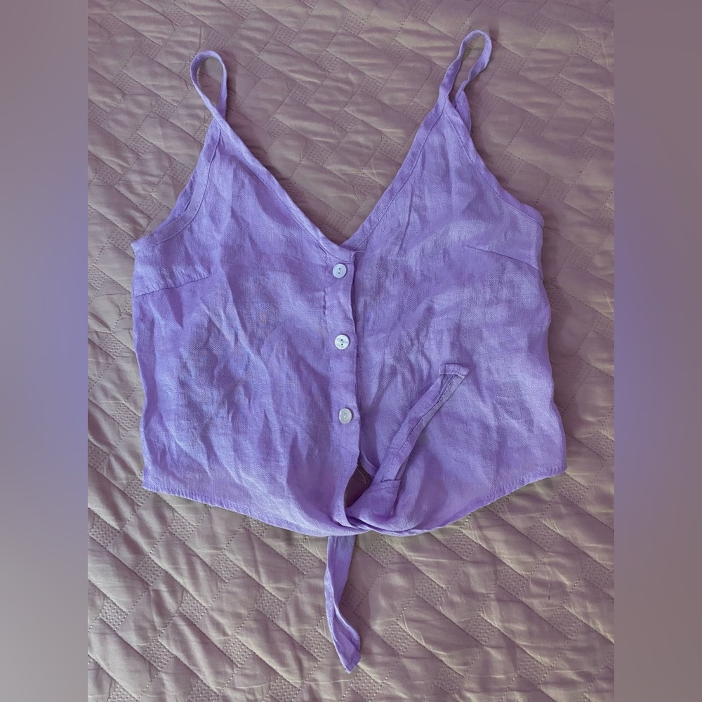 Lightweight lavender button down crop top with tie at the end